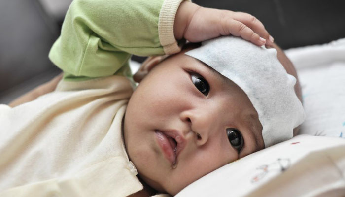 Hạ sốt cho trẻ sơ sinh
