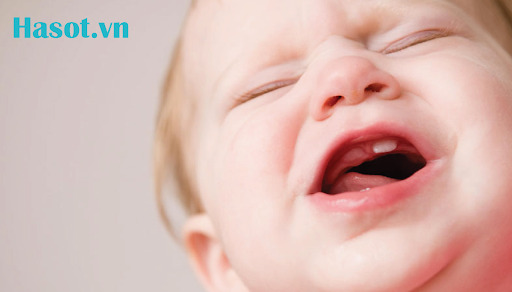 Trẻ mọc răng sốt mấy ngày?
